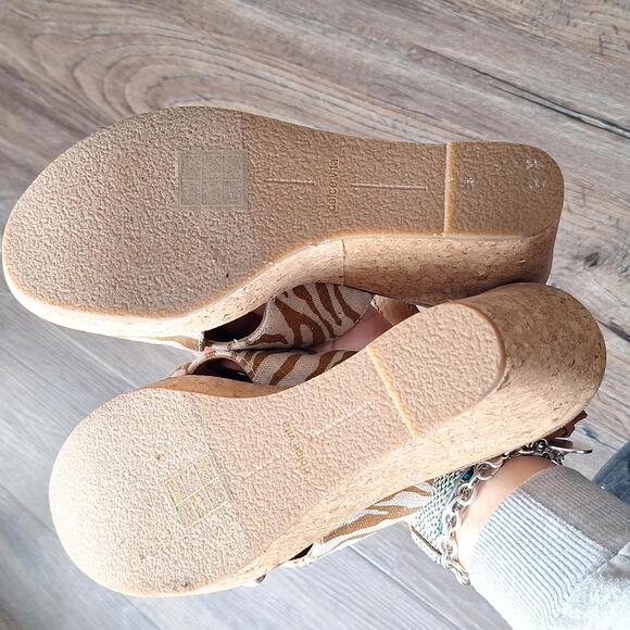 Dolce Vita Brown Zebra Print Ankle Strap Open Toe Wedge Heel Size 8 - Picture 8 of 9